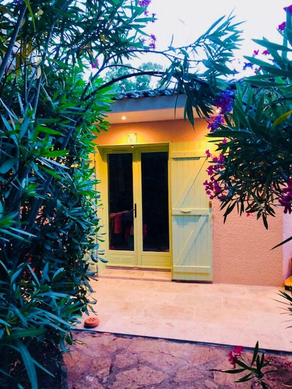 Mazet « Domaine De La Pinede » Apartment เลอลาวองดูว์ ภายนอก รูปภาพ